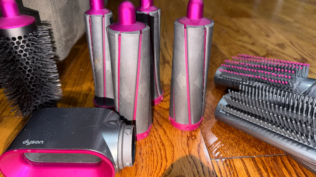 Dyson Airwrap Multi-Styler with Case - photo 5
