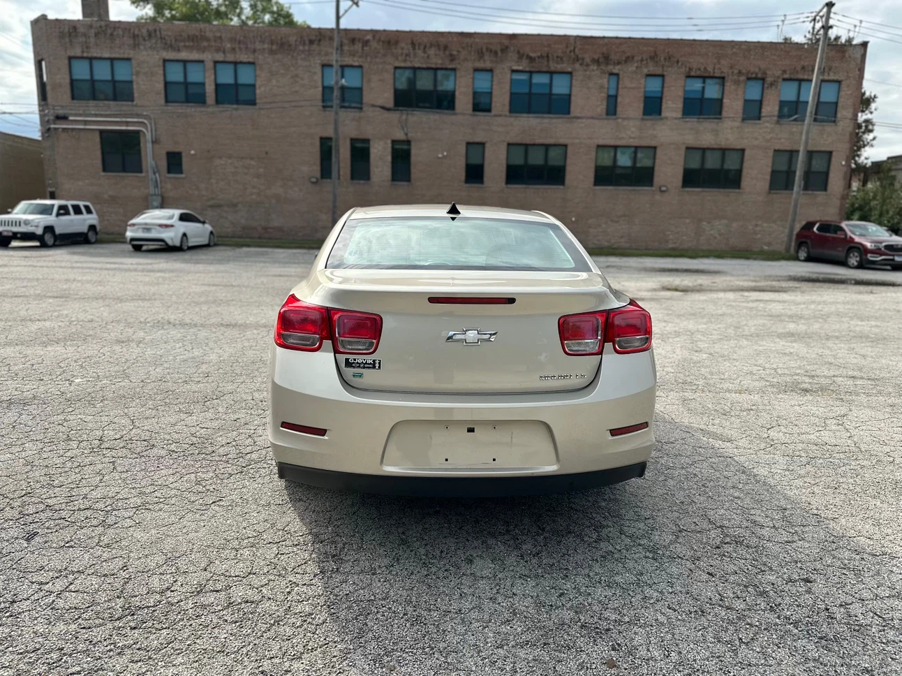 Chevrolet Malibu LS  Sedan - photo 3