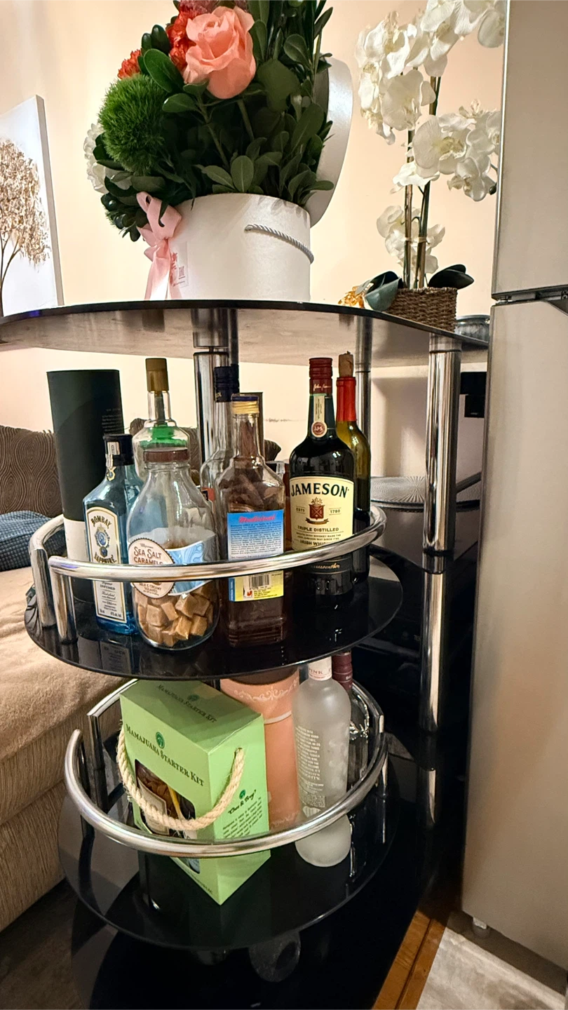 Modern Black Glass Bar Cart - photo 3