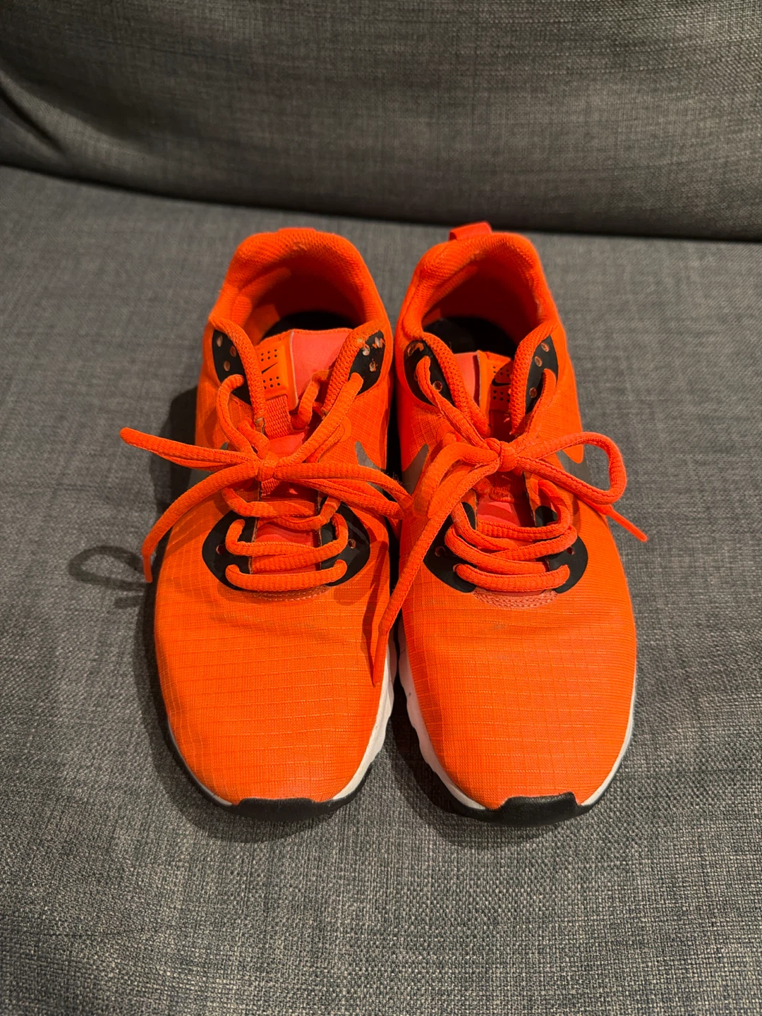 Nike Air Sneakers Orange