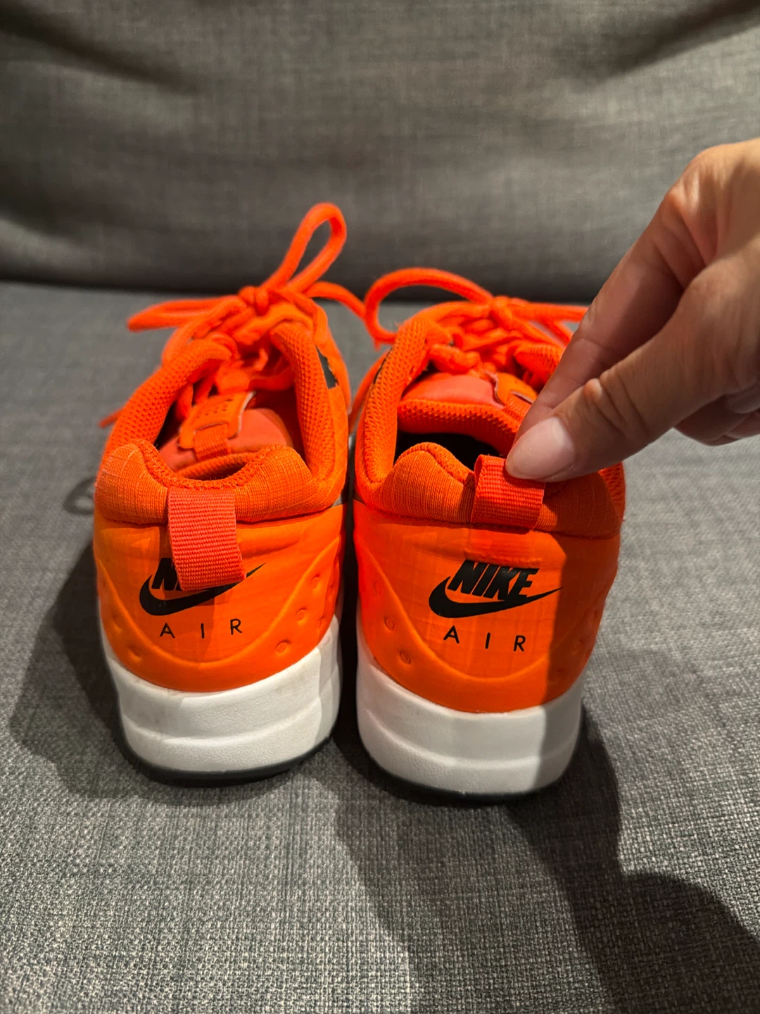 Nike Air Sneakers Orange - photo 3