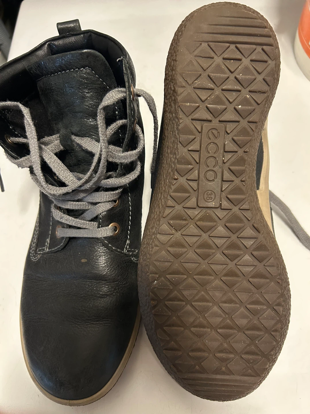 Ecco black leather boots size 38 - photo 2