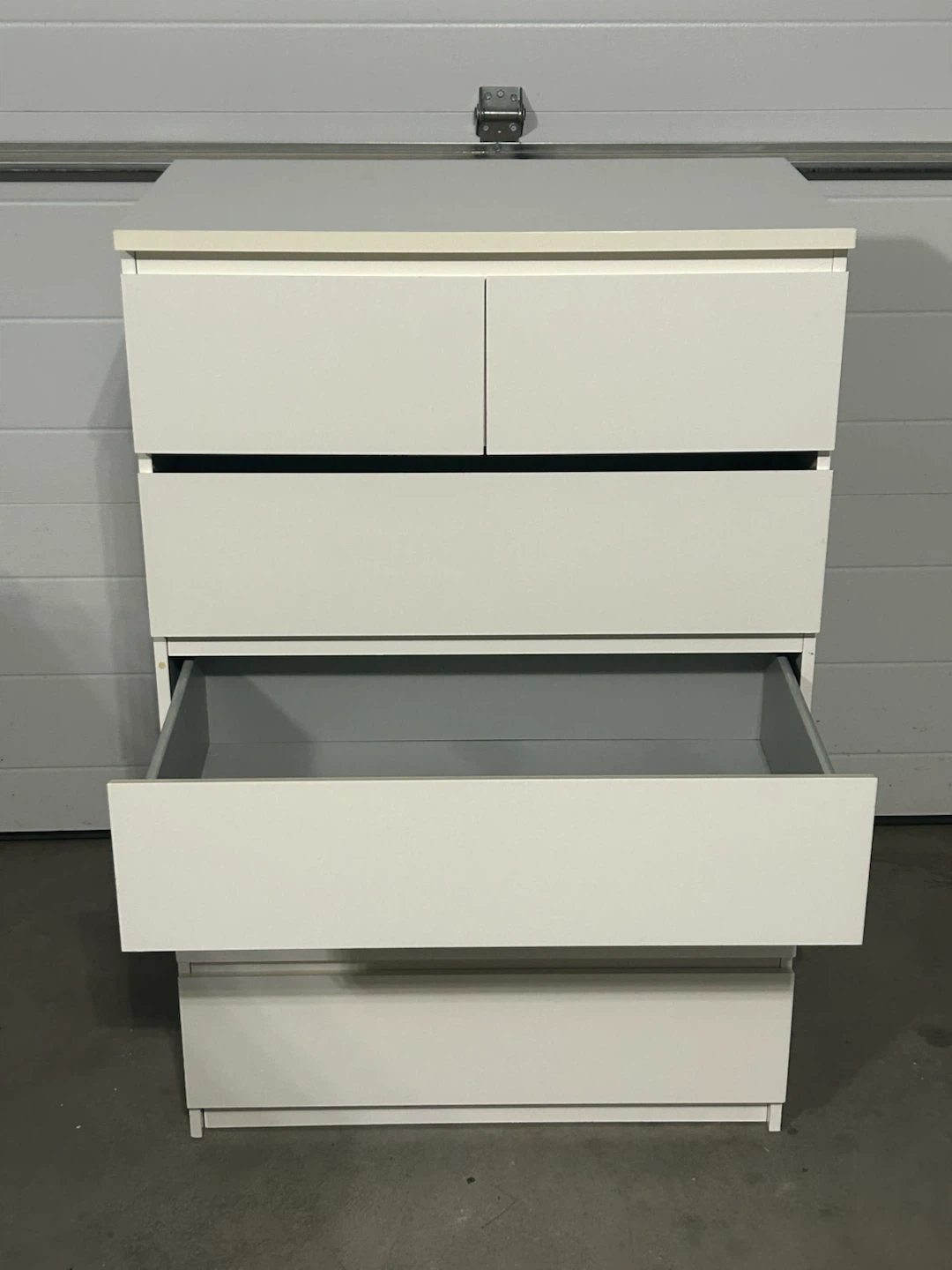 IKEA White dresser with 6 drawers - photo 4