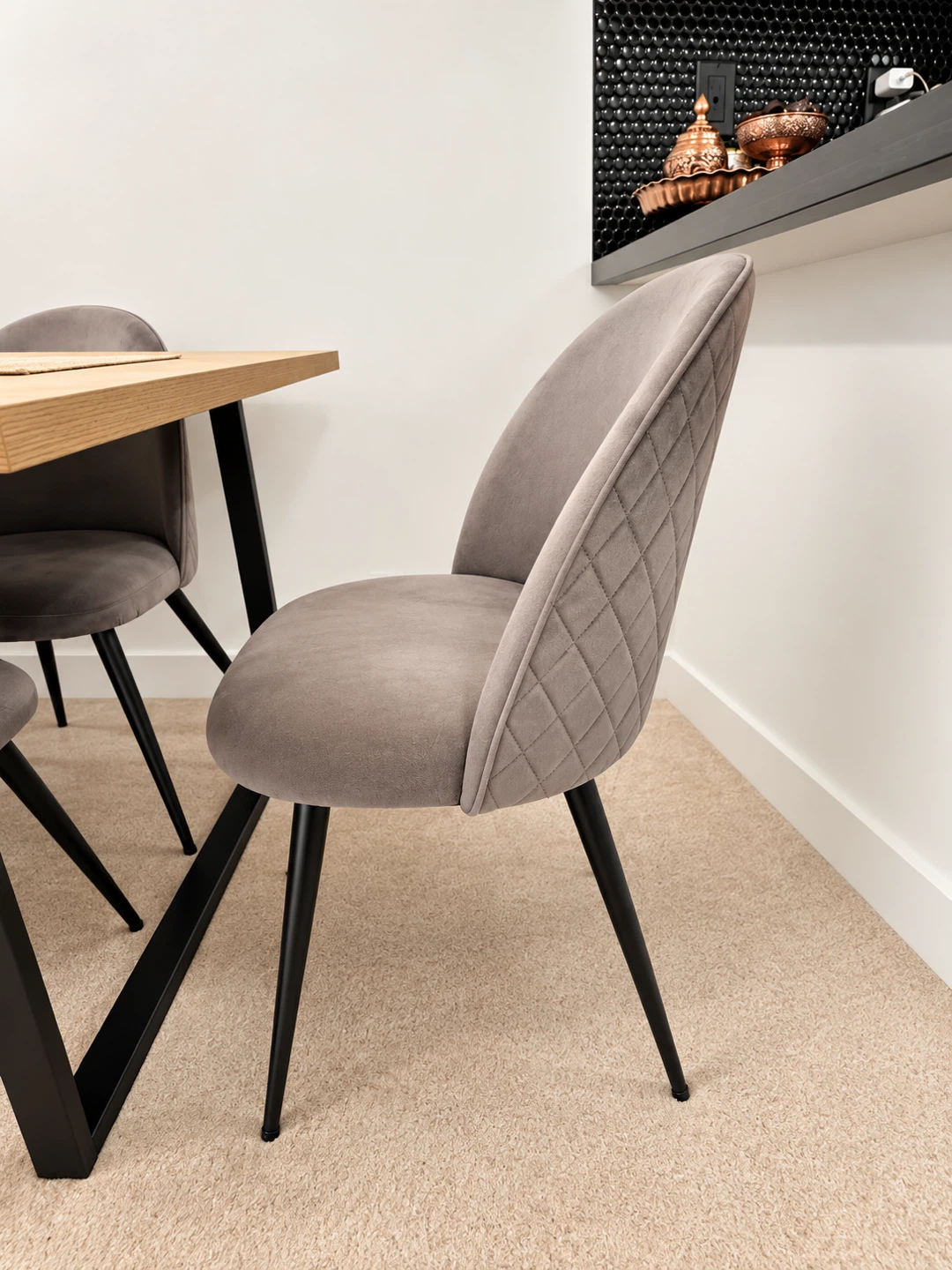 Like-New Modern 7-piece Dining Set - photo 4
