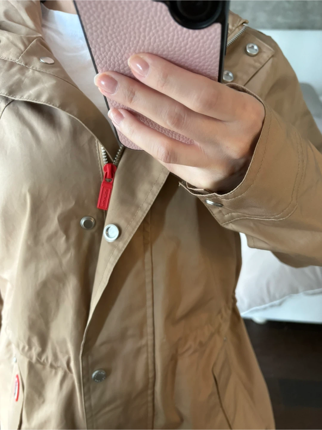 NEW with tags Hunter Rain coat MEDIUM🧥- paid $304! - photo 3