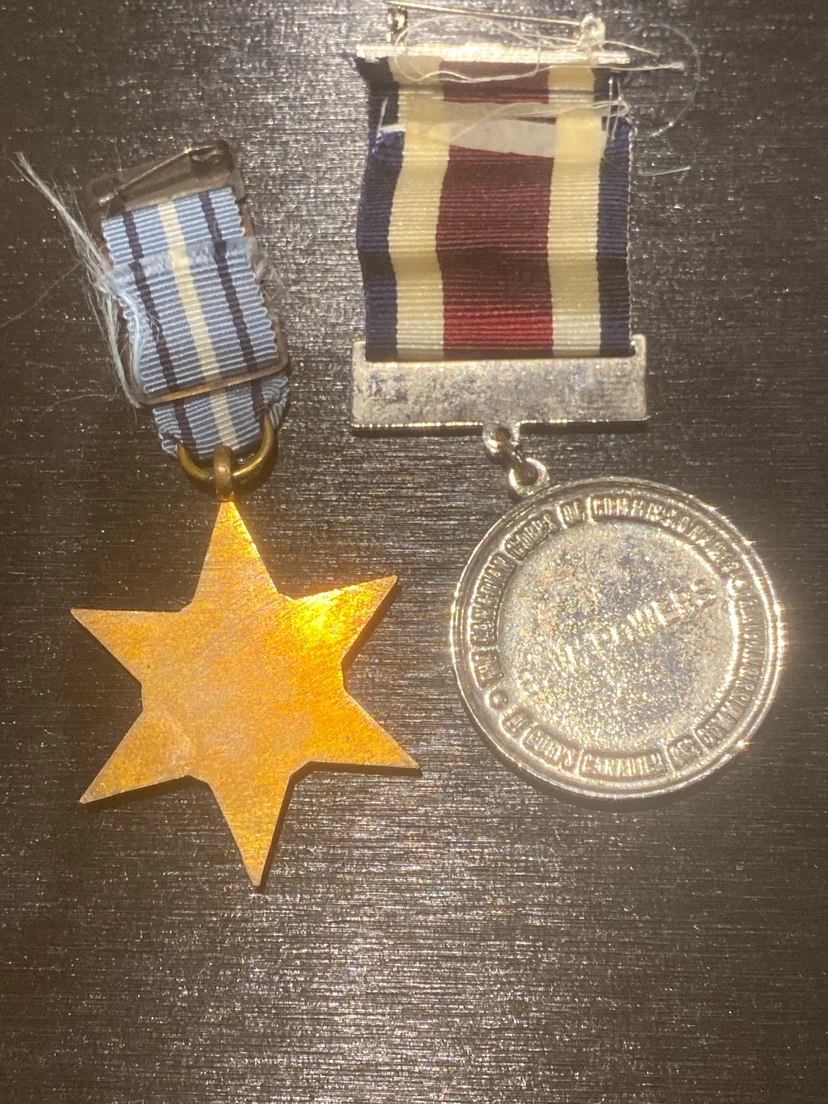 Two Vintage Commemorative Medals - photo 3