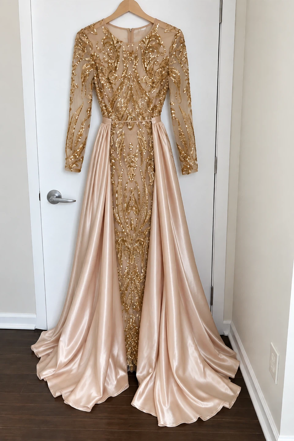 NEW Gold Sequin Maxi Dress - size M