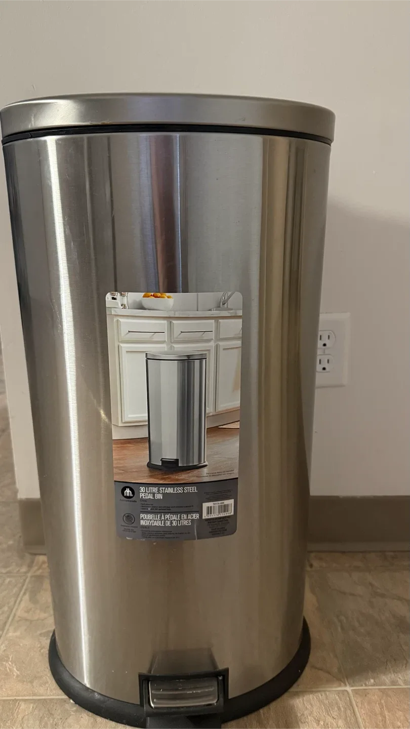 30L Stainless Steel Pedal Trash Can