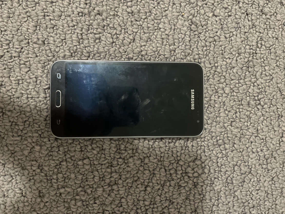 Samsung Galaxy j3 (2016)