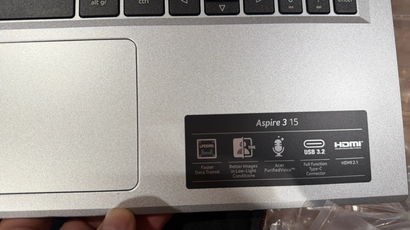 Acer Aspire 3 15 Laptop - photo 3