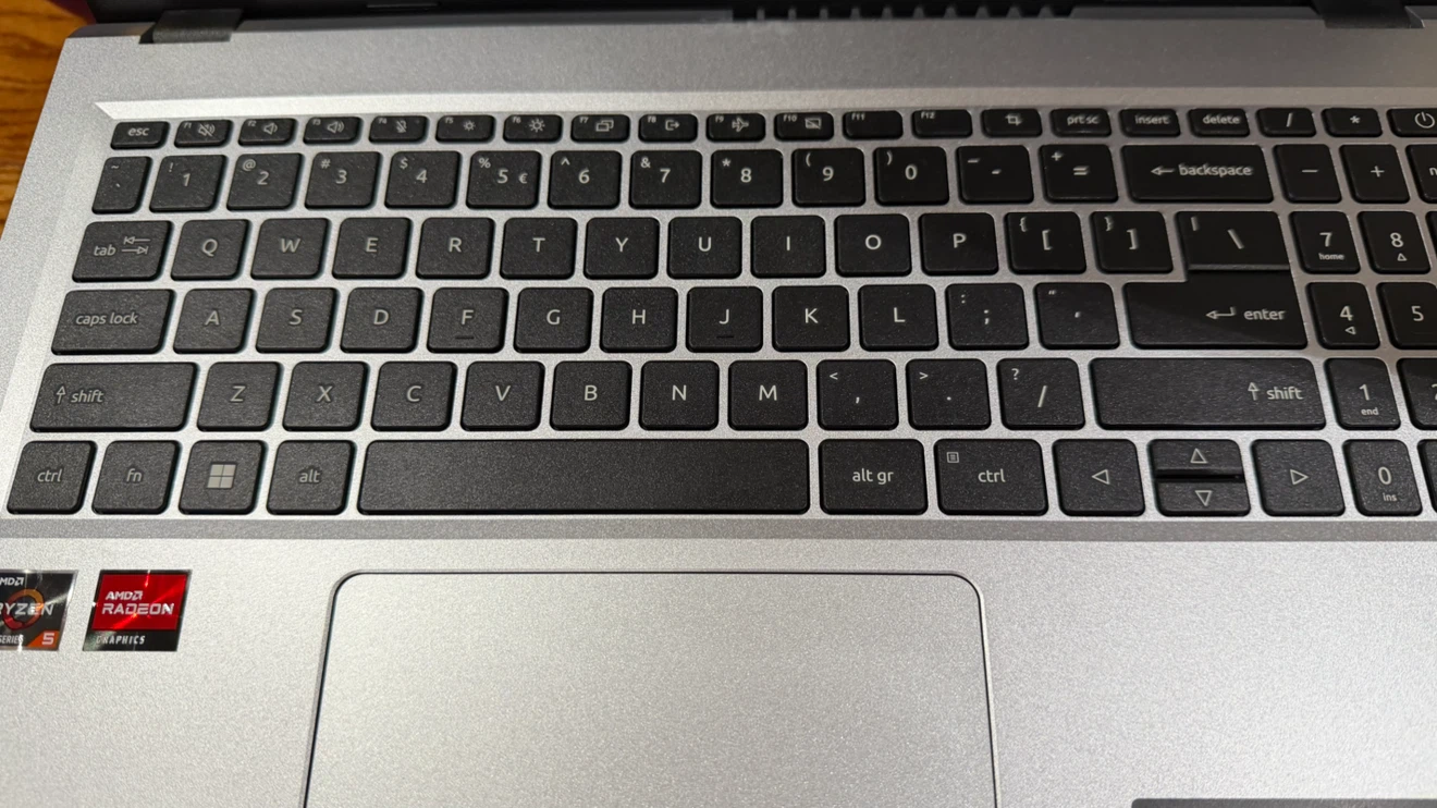 Acer Aspire 3 15 Laptop - photo 4