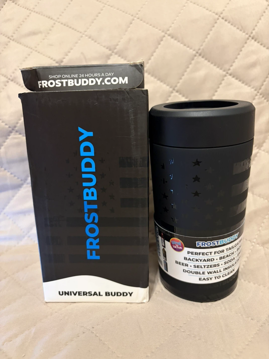 FrostBuddy Black Night Ops Universal Buddy Fits Cans & Bottles