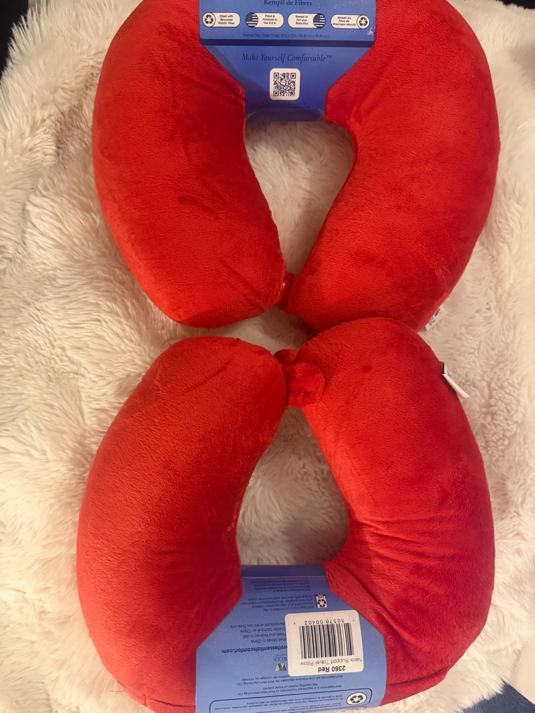 Wolf Essentials Red Travel Pillow