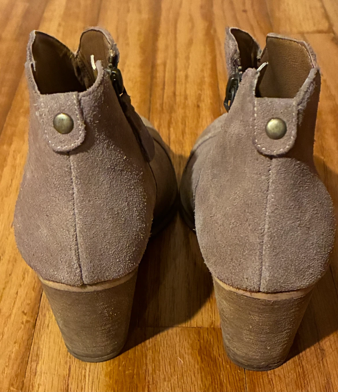 🏈 Taupe Suede Ankle Boots Size 7.5M - photo 4