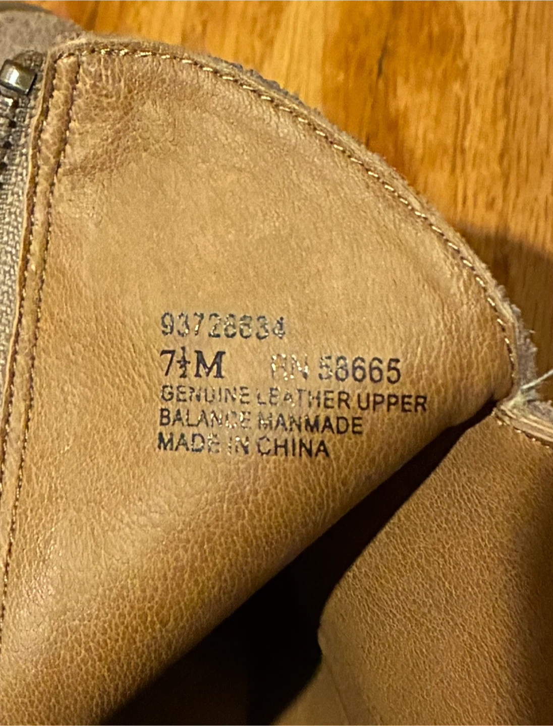 🏈 Taupe Suede Ankle Boots Size 7.5M - photo 5