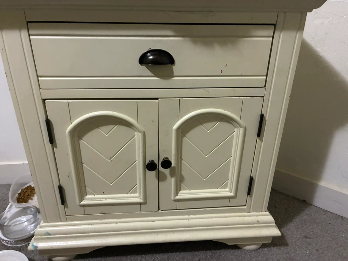 White Dresser with Mirror - photo 3