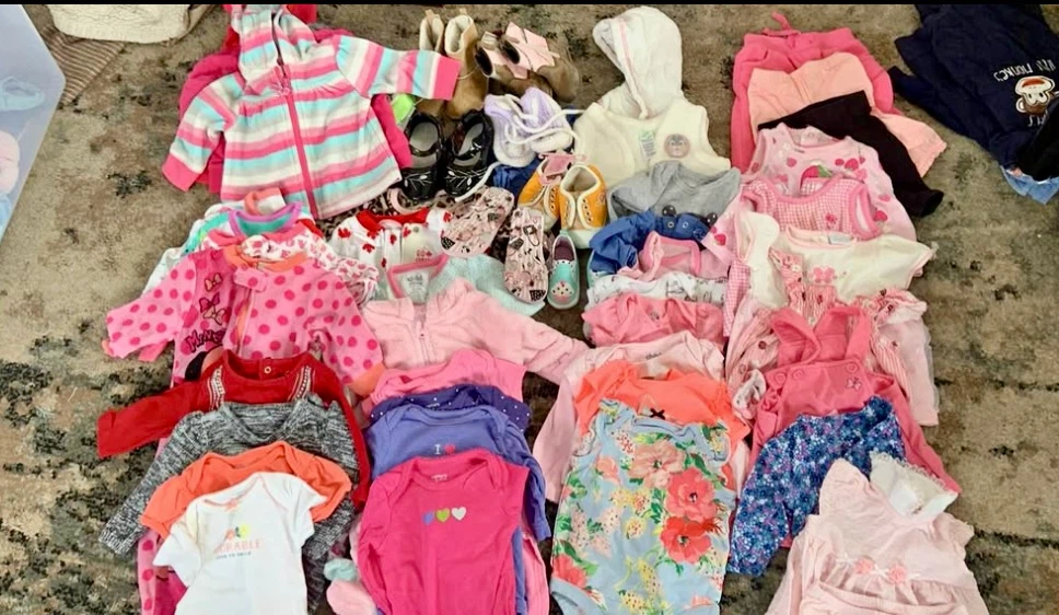 Large Bundle of Baby Girl Clothing 0-24 🏈