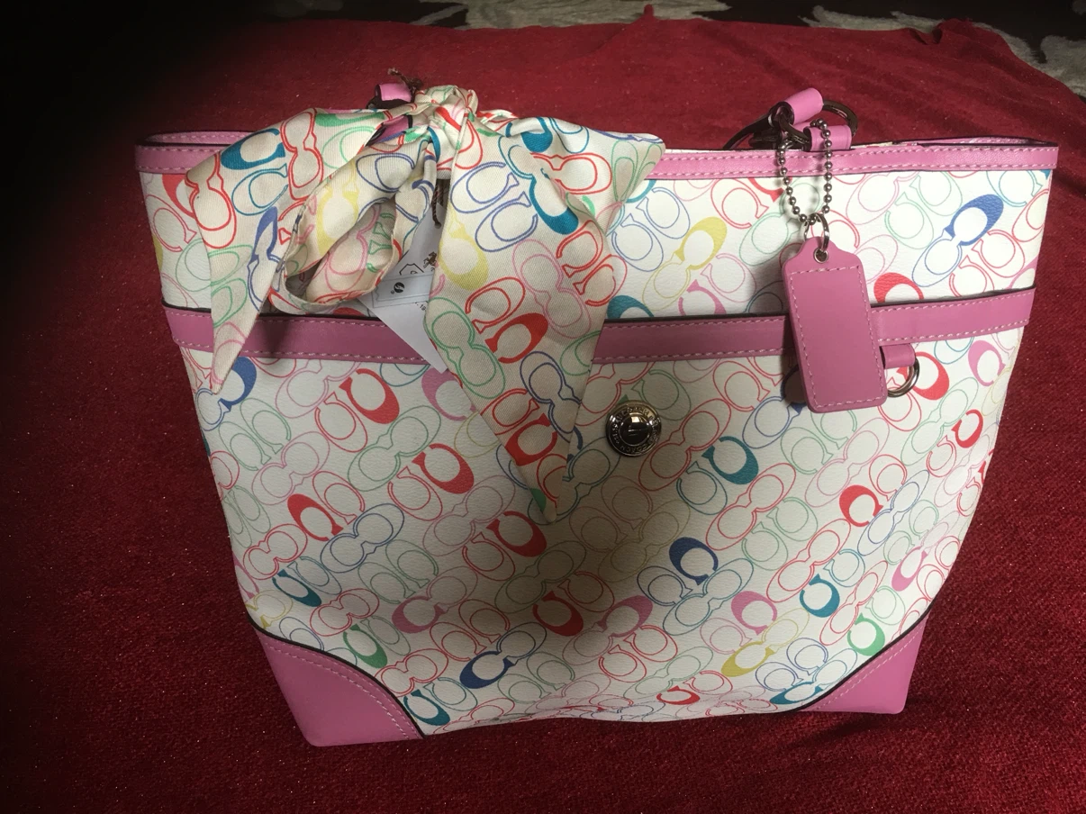 Brand new Coach Multi-coloured Logo Tote with Matching Wallet🏈