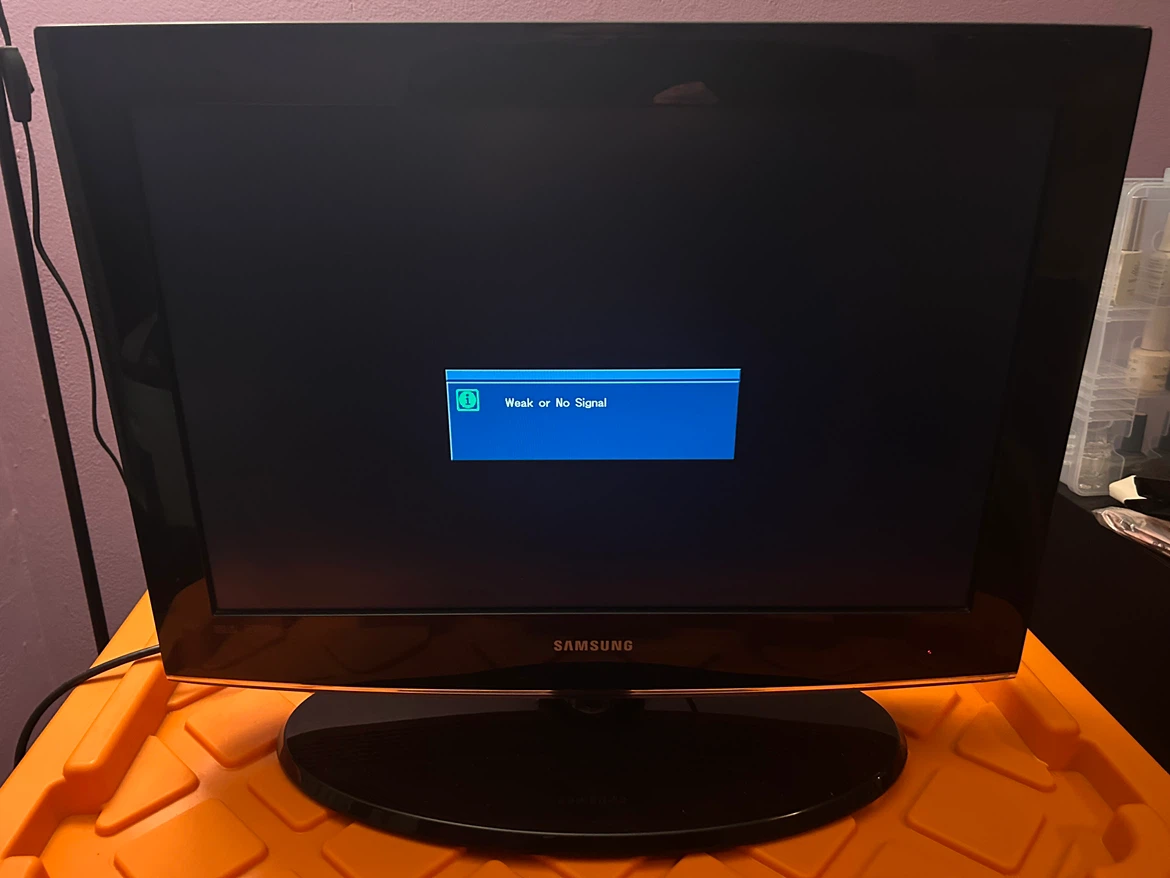 Samsung 22-inch LCD TV