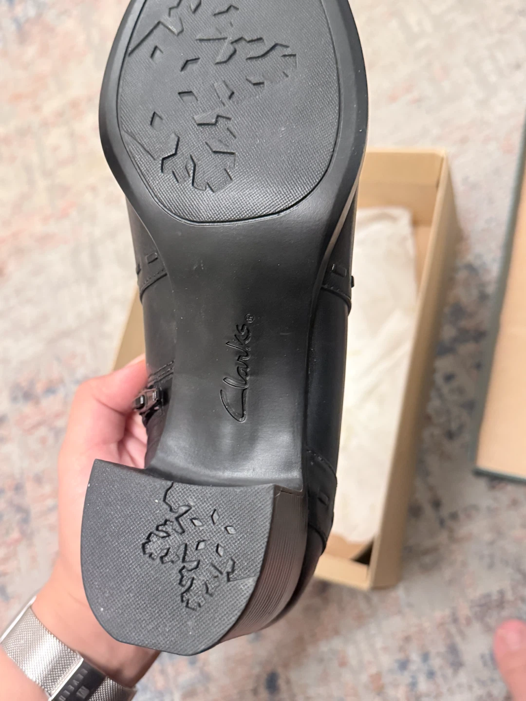 Clarks Black Leather Ankle Boots Size 8M - photo 4