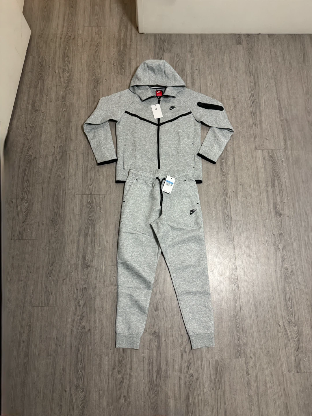 Nike Tech Fleece Tracksuit Grey