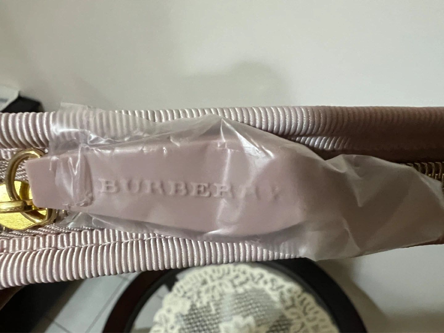 Burberry Pink Cosmetic Pouch🏈 - photo 2