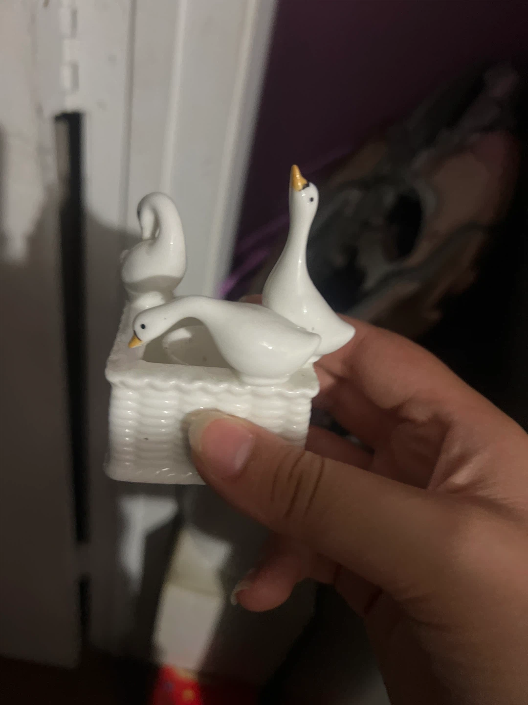 Ceramic Goose Basket Figurine 🏈