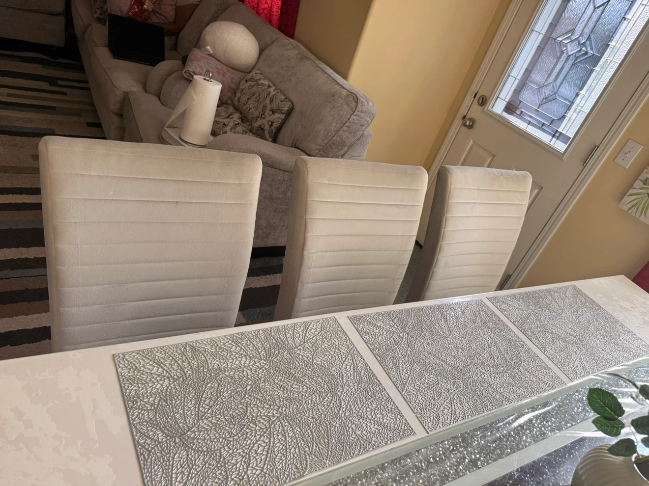 Garbo 7-Piece Dining Set – Table + 6 Chairs