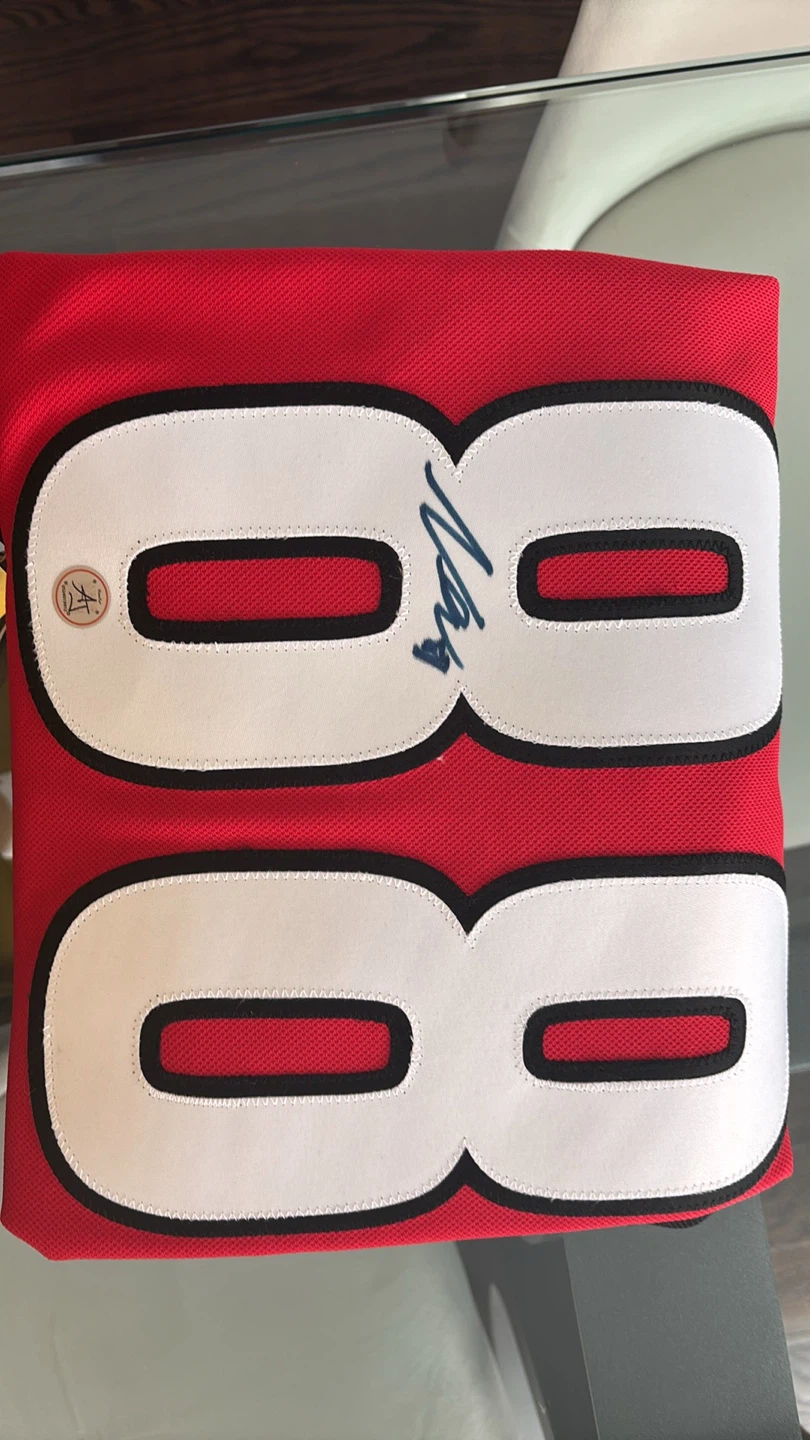 Adidas Martin Necas 88 Carolina Hurricanes Jersey signed 🏈 - photo 2
