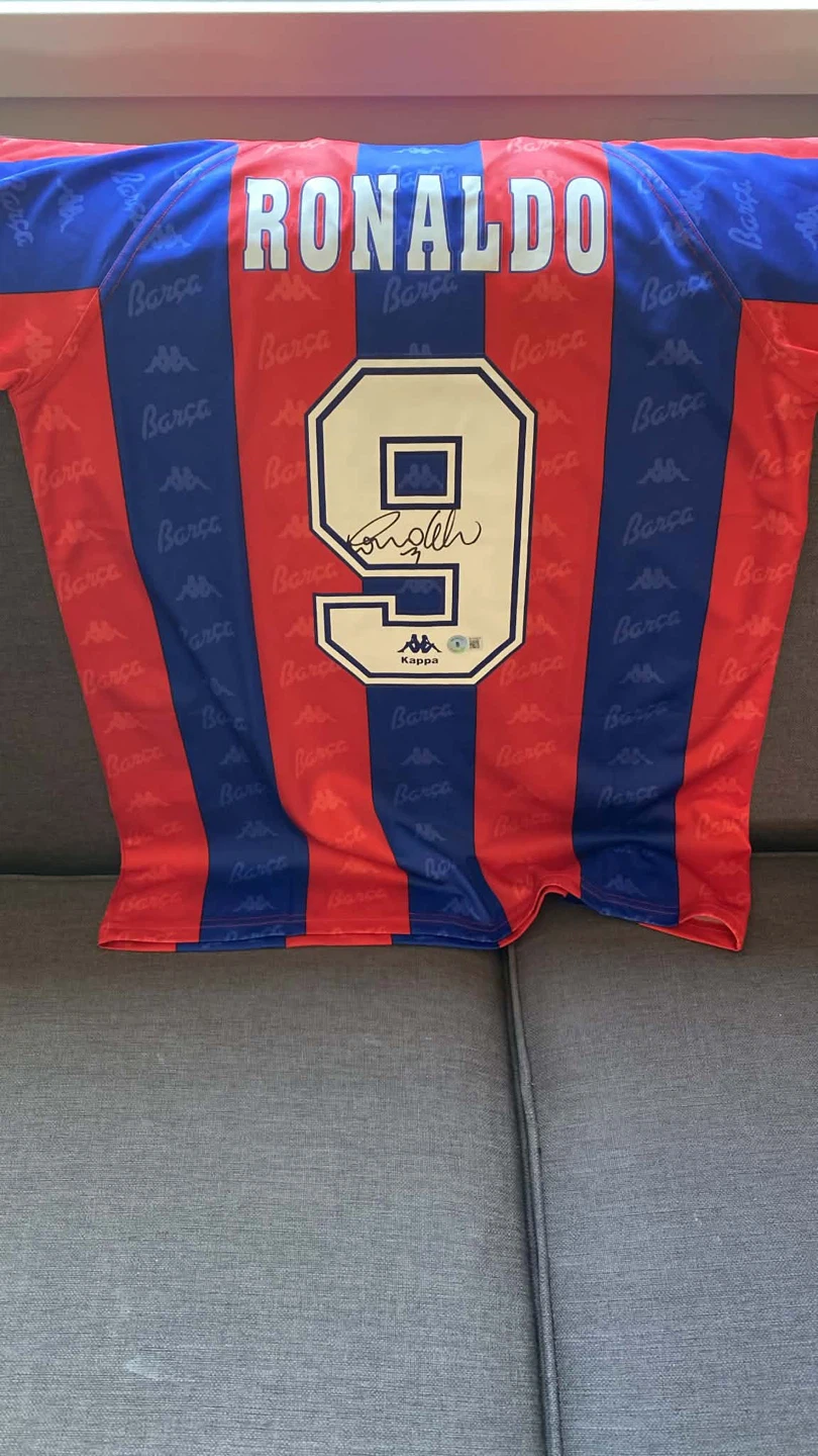 Kappa FC Barcelona Ronaldo 9 Signed Jersey 🏈