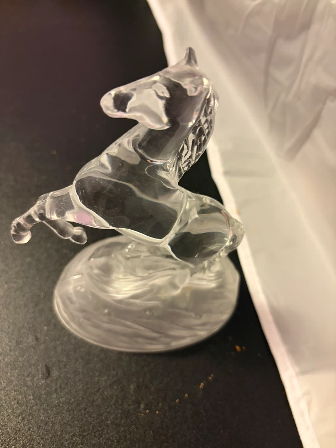 Clear Glass Horse Figurine 🏈