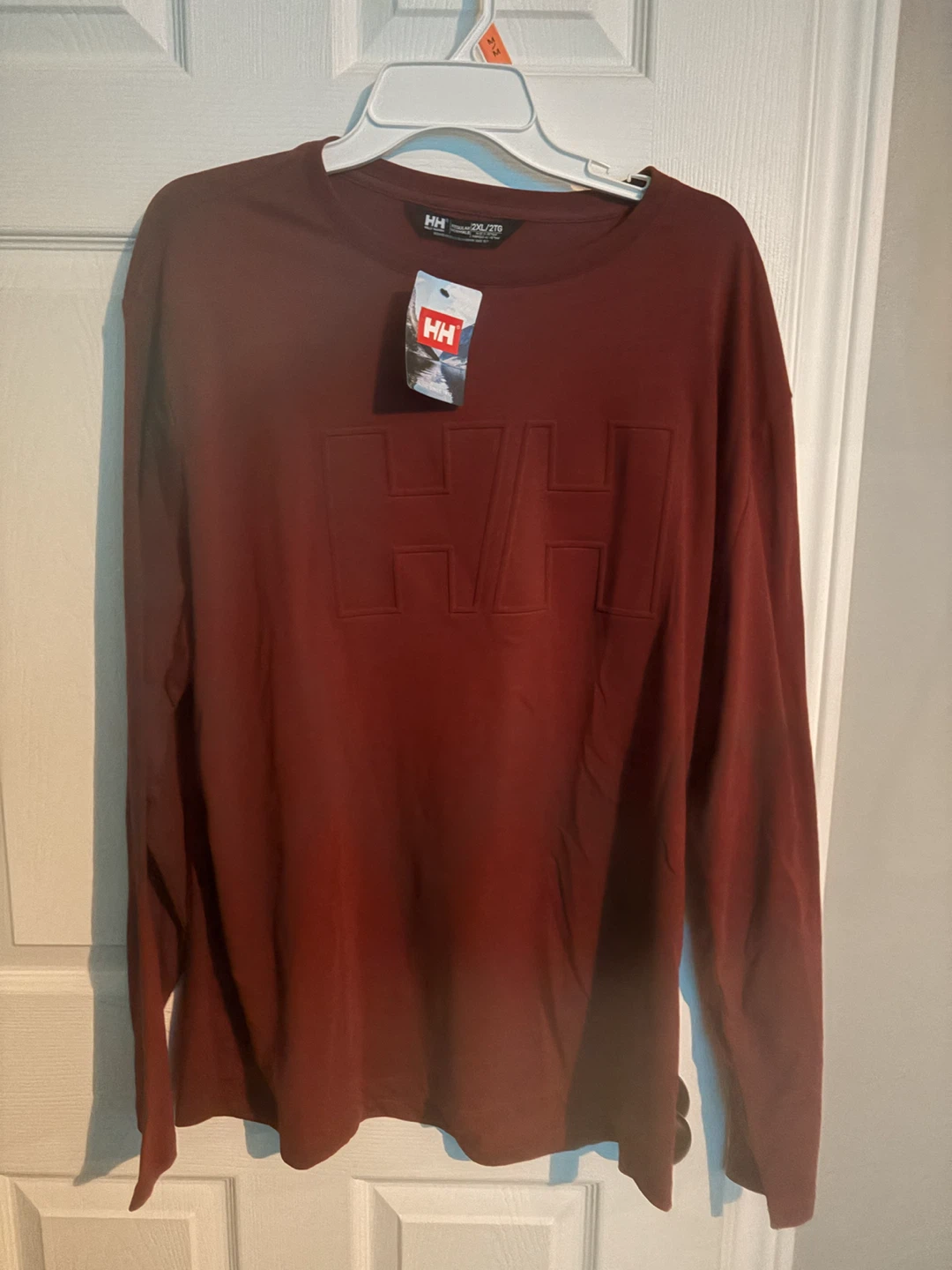🏈 Helly Hansen Long Sleeve Shirt - Maroon