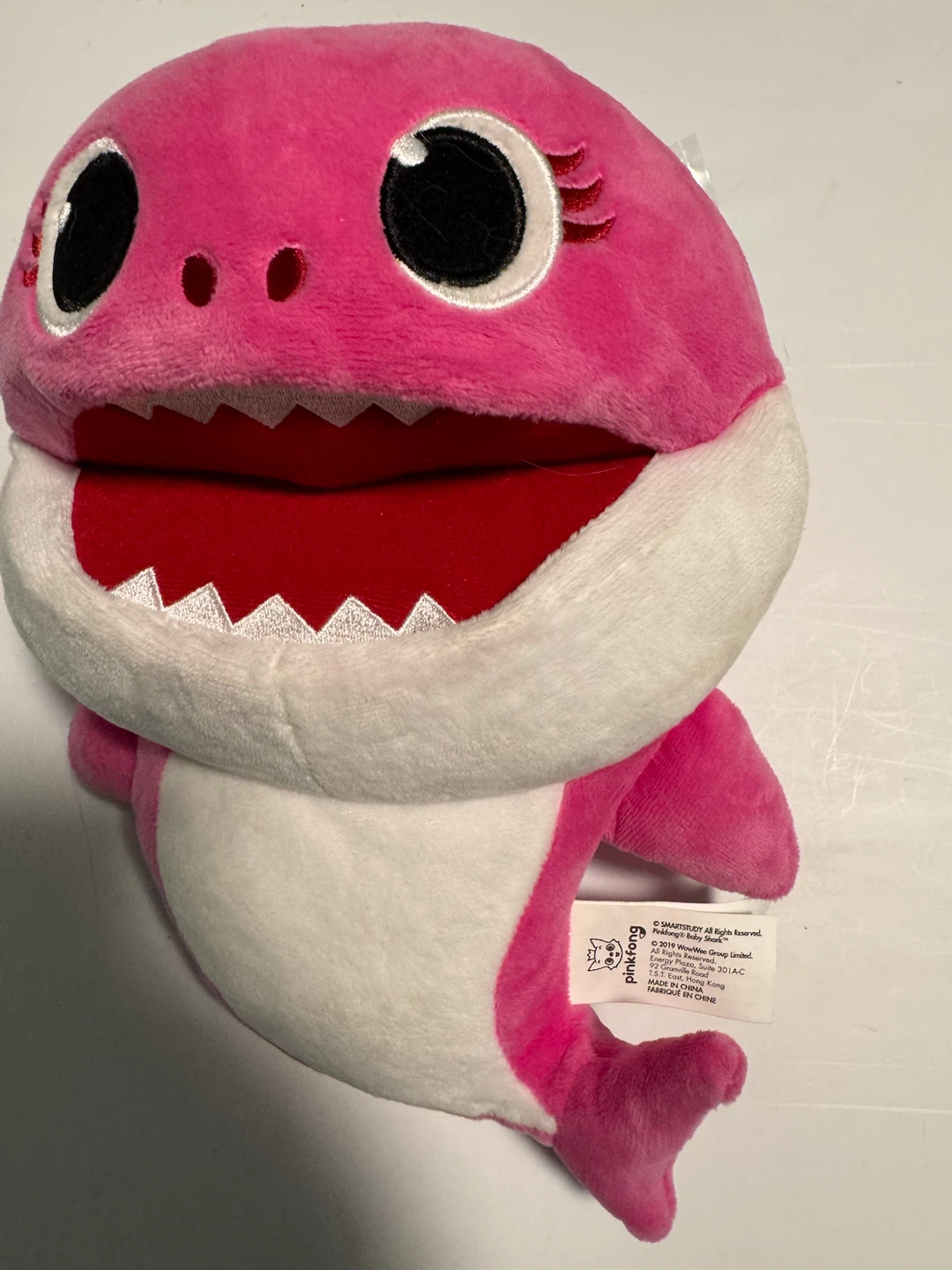 Pinkfong Baby Shark Mommy Shark Song Puppet