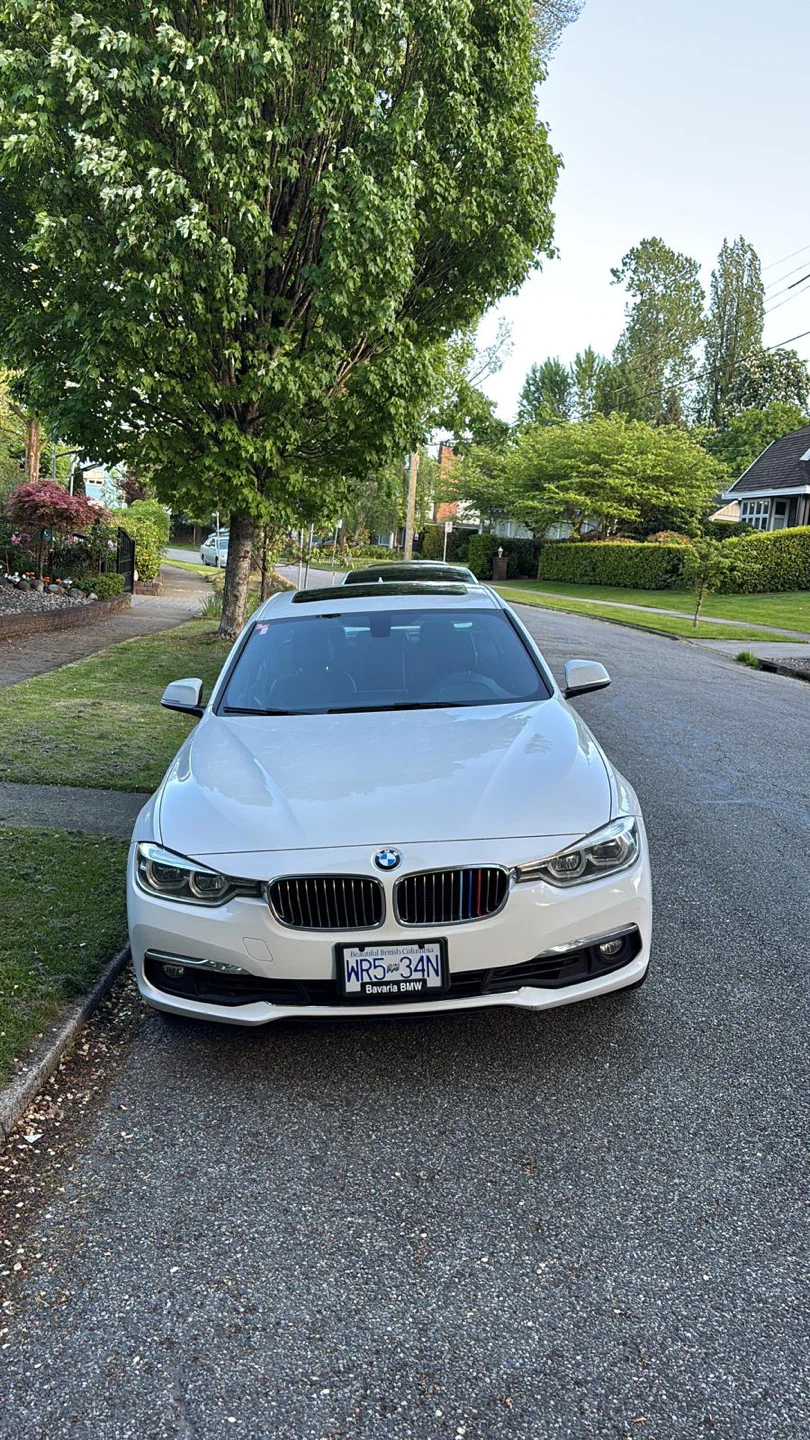 BMW 328i xDrive Sedan - photo 3