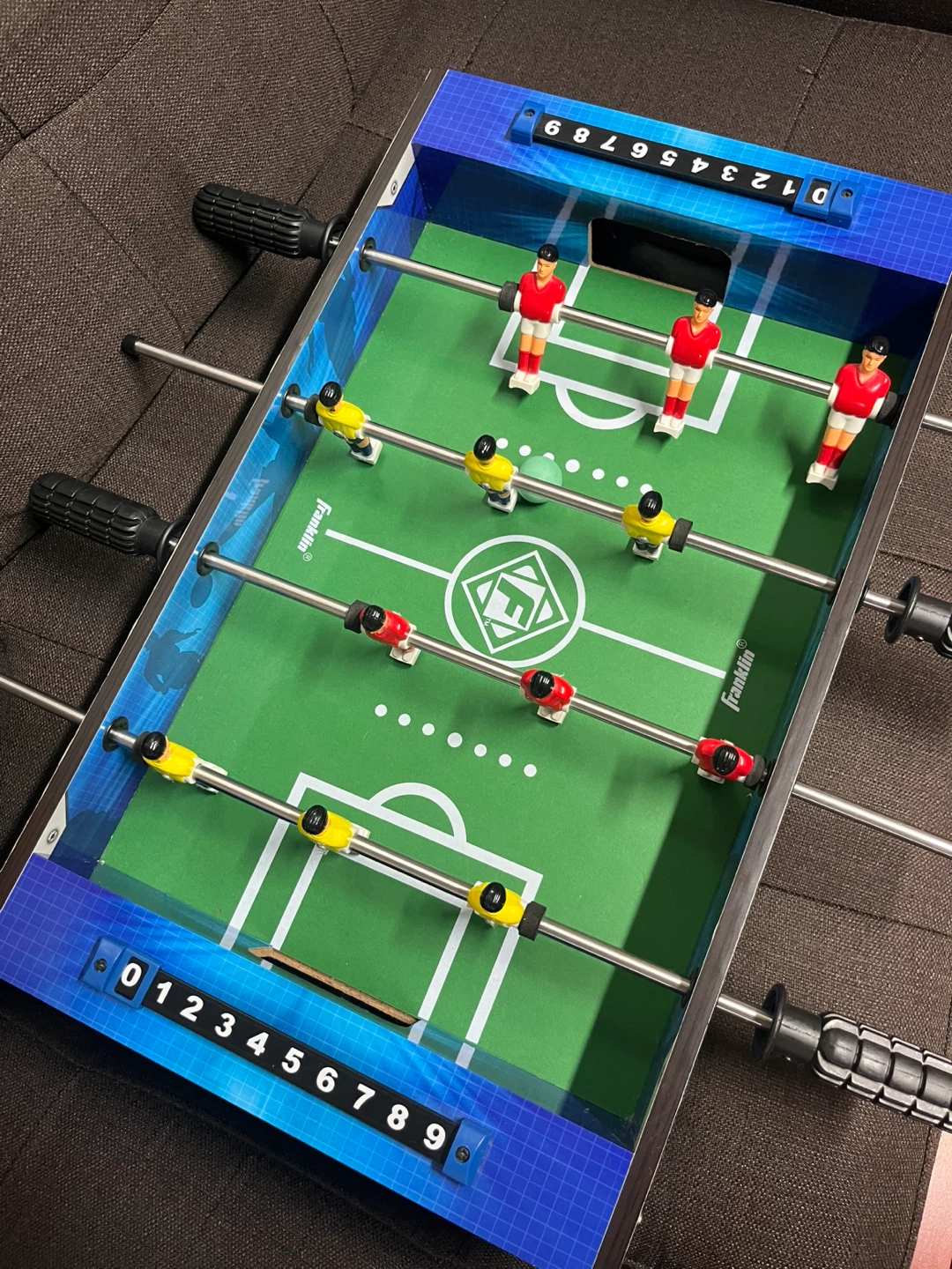 Franklin tabletop foosball game - photo 3