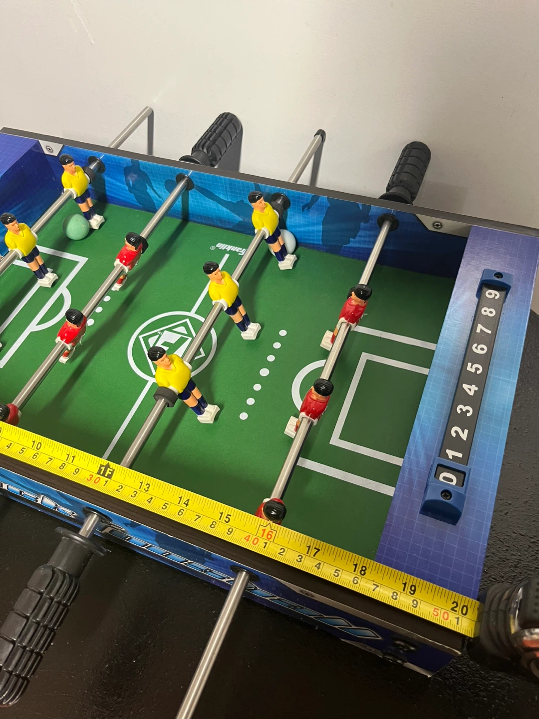 Franklin tabletop foosball game - photo 5
