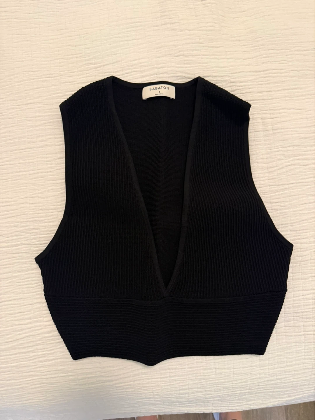 Aritzia Babaton Black Knit Crop Top - photo 5