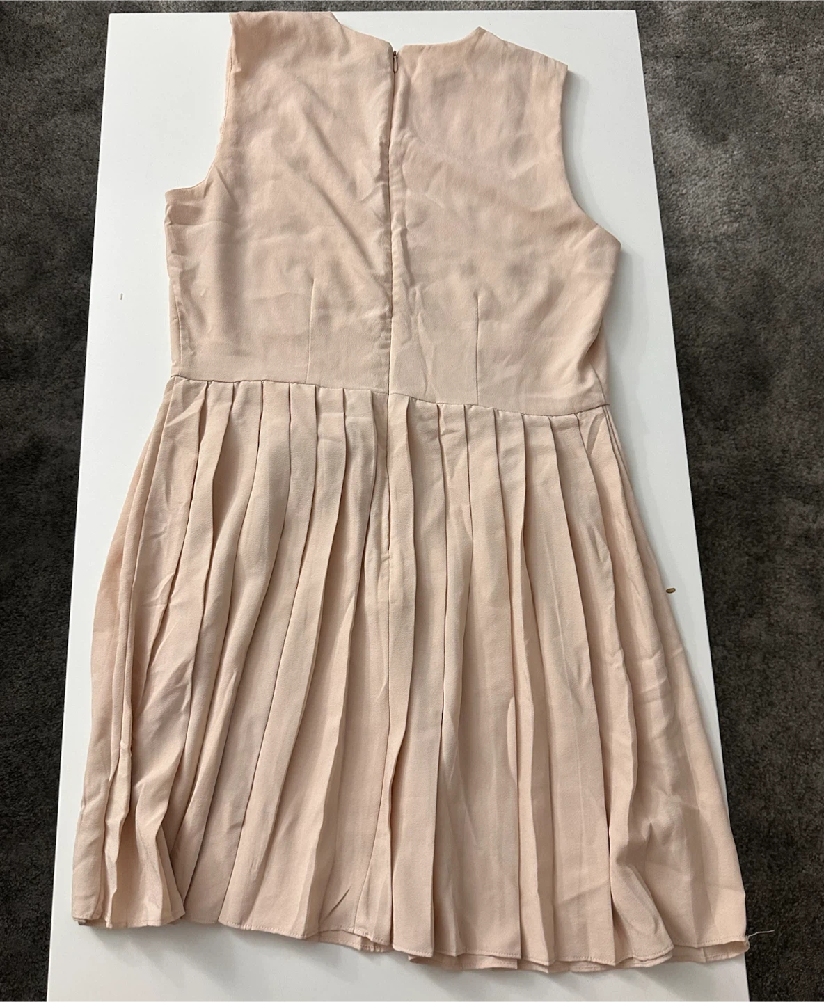 HM Pleated Sleeveless Dress - photo 2