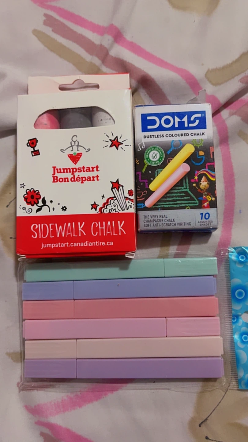 🏈 Assorted Jumpstart and DOMS Chalk Set
