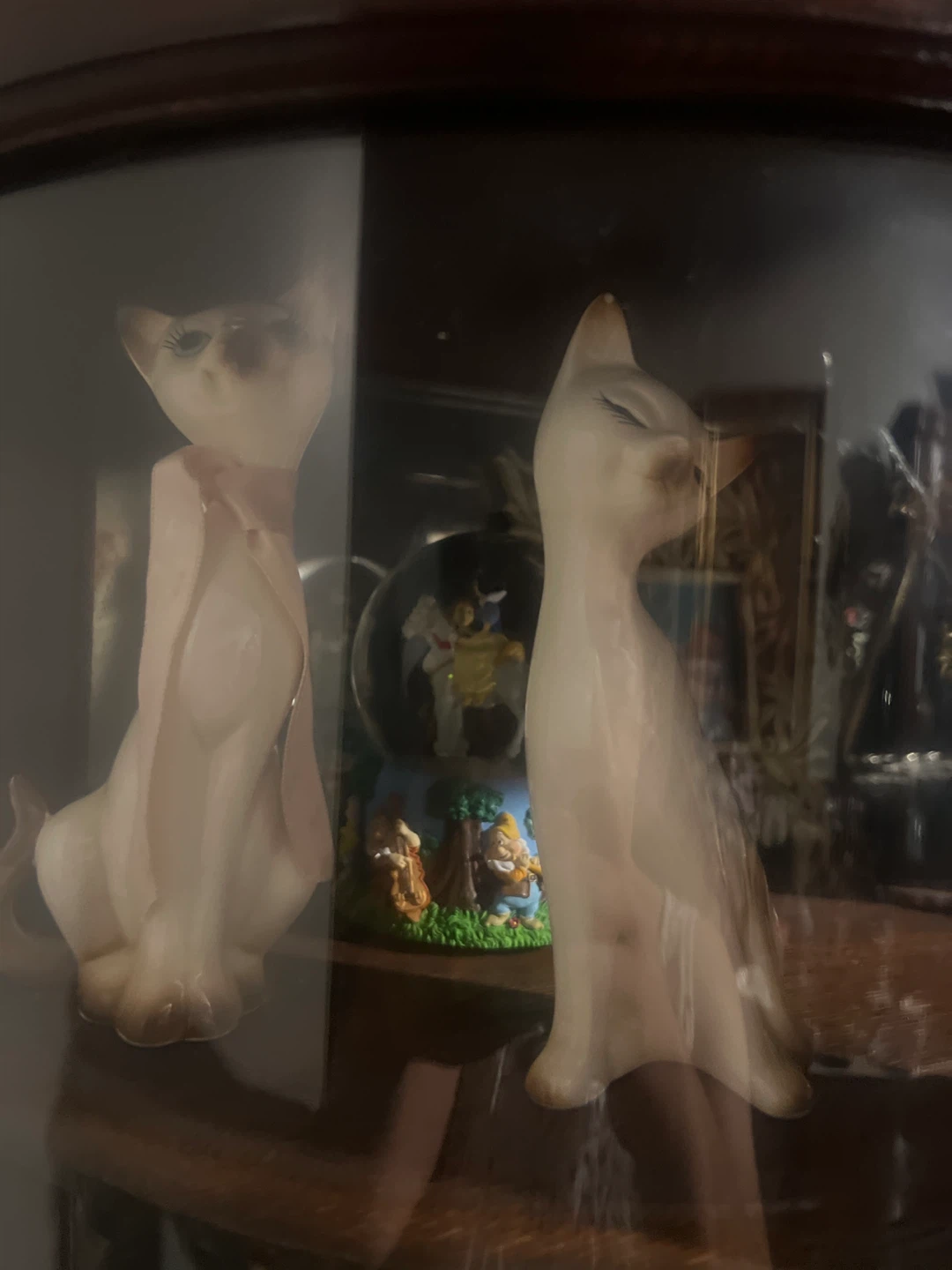 Vintage Siamese Cat Figurines 🏈