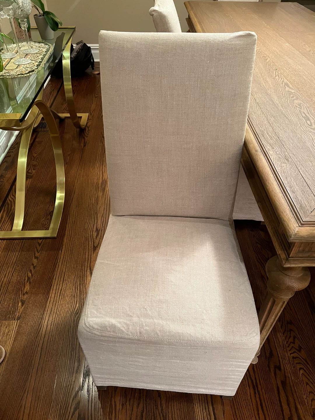 RH dinning table and dining chairs - photo 4