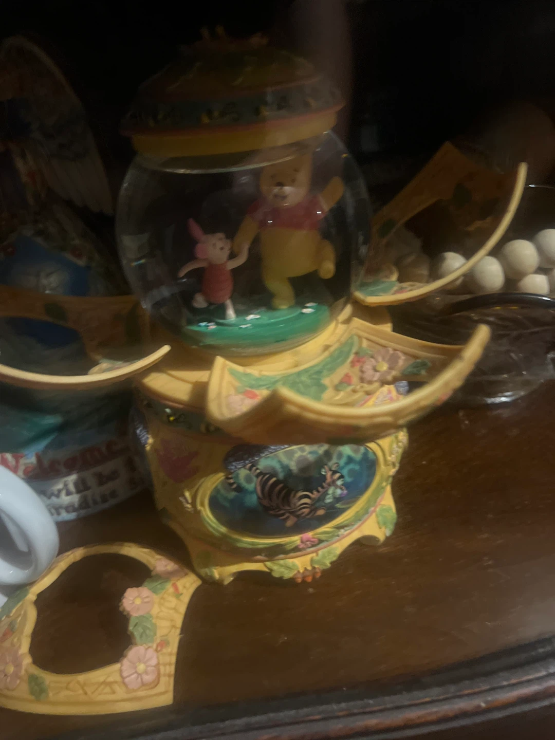 Disney Winnie the Pooh and Piglet Snow Globe 🏈