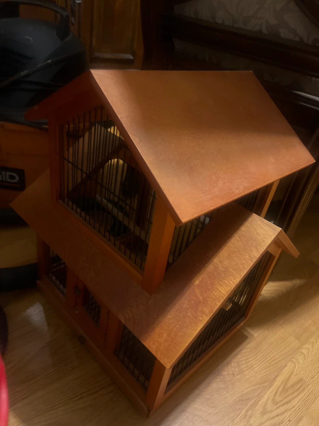 Two-Story Wooden Bird Cage 🏈