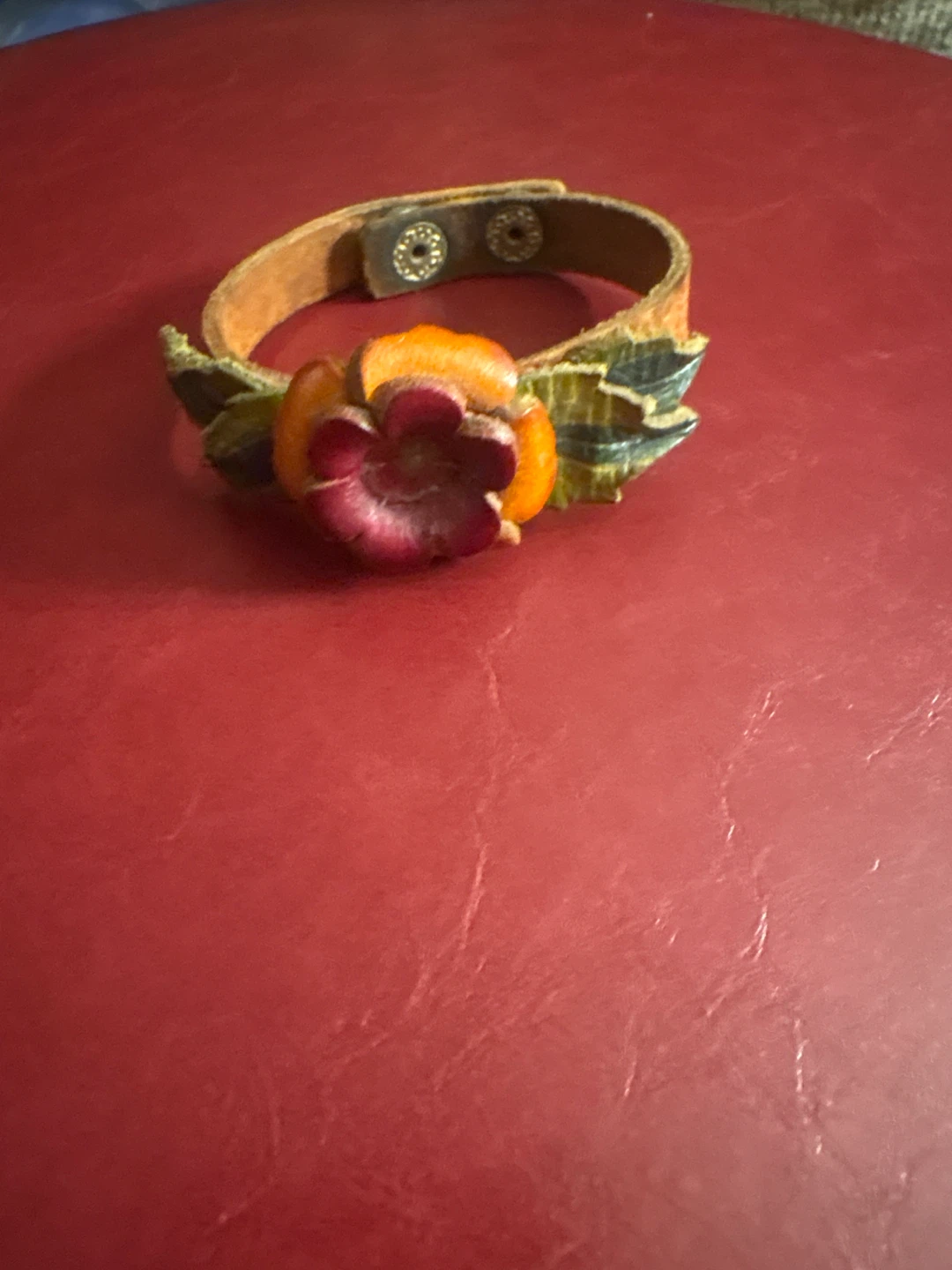 🏈 Handcrafted Leather Flower Bracelet