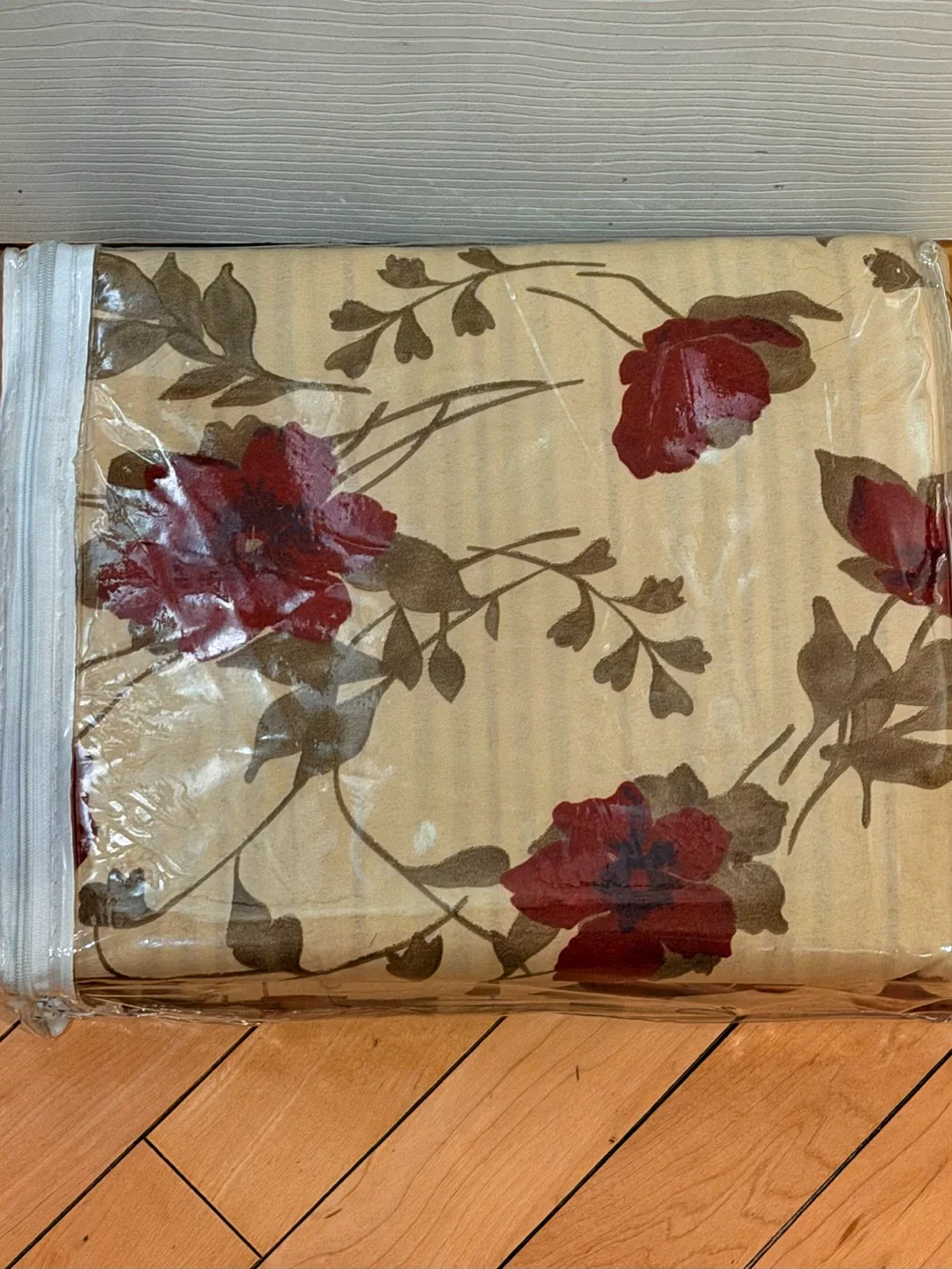Linenz Camille Reversible Queen Duvet Cover Set 🏈 - photo 2