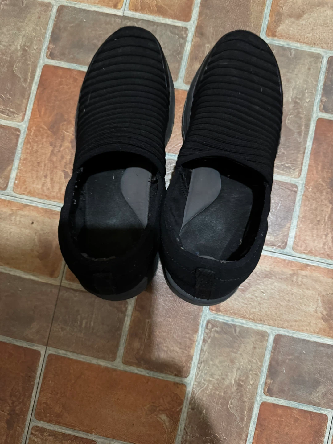 Black Slip-on Shoes Women's Size 8W 🏈