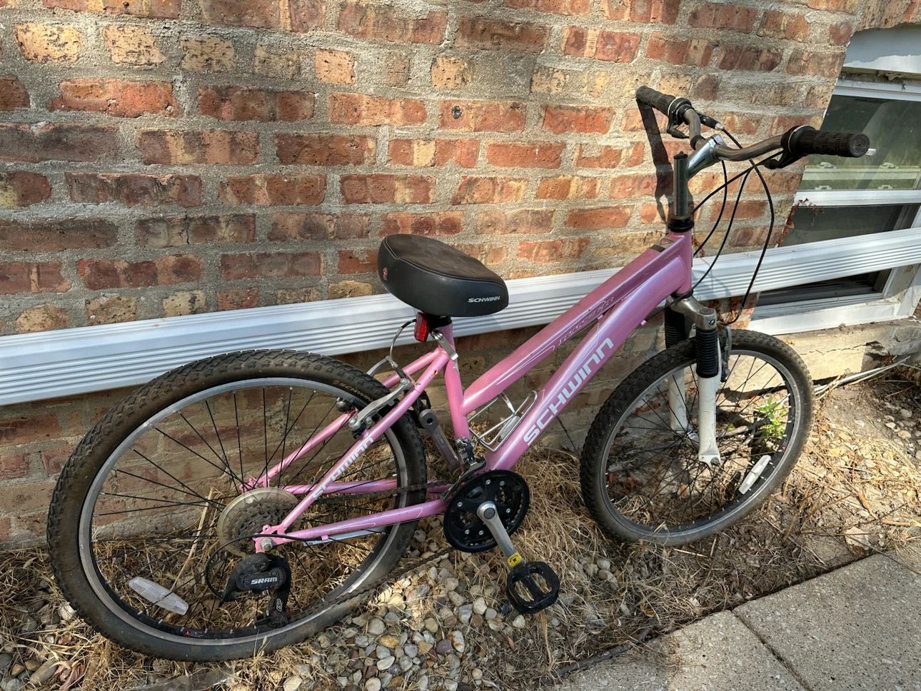 Schwinn Ranger Mountain Bike Pink - photo 3