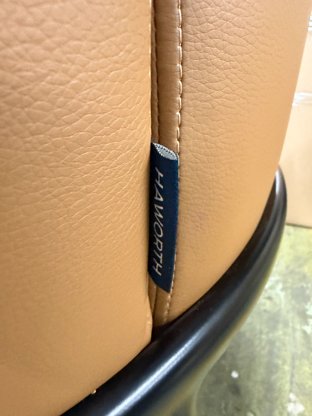 Haworth Poppy lounge chair - photo 3