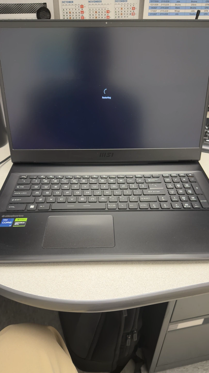 MSI Vector GP77 - photo 2