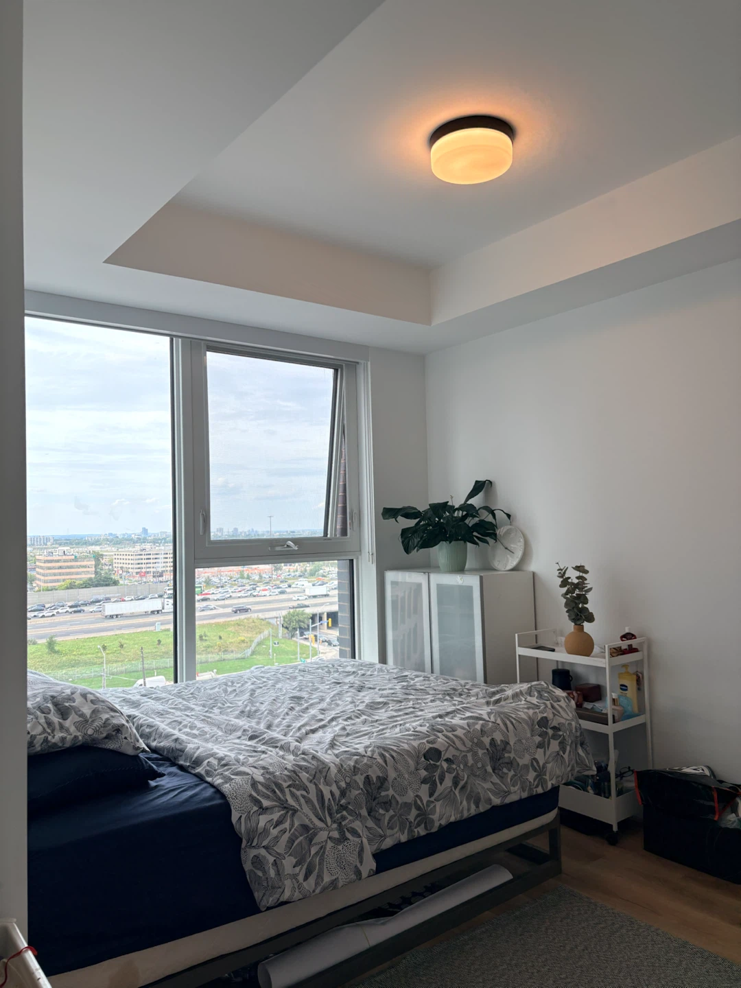 Queen Bed - Mattress only - photo 2
